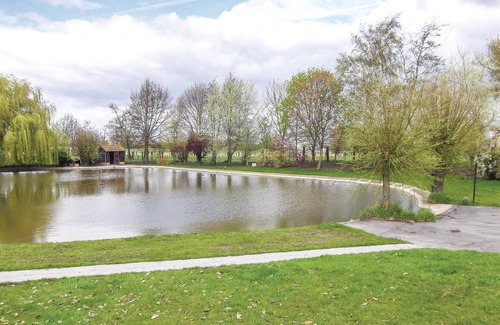 Lo-Reninge House | Awesome home in Lo-Reninge with WiFi