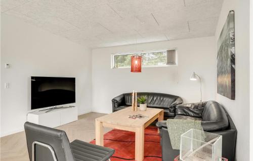 Nibe House | Awesome Home In Nibe With Kitchen
