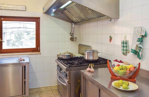 Nicosia House | Awesome home in Nicosia with WiFi