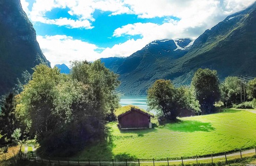 Jostedal House | Awesome home in Olden with WiFi
