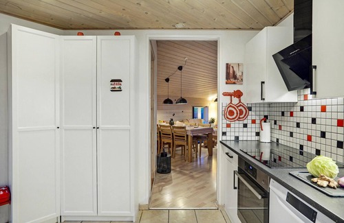 Ørsted House | Awesome home in ørsted with WiFi