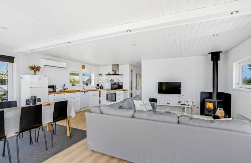 Ronbjerg House | Awesome home in øster assels with sauna
