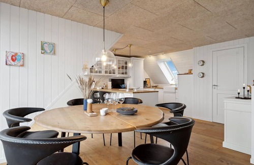 Tørresø House | Awesome home in Otterup with jacuzzi