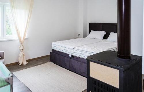 Desinic House | Awesome Home In Pregrada With Wi-Fi