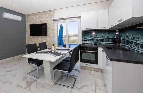 Labin House | Awesome home in Prgomet with WiFi