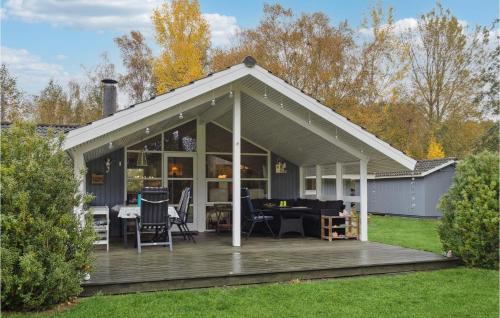 Kramnitse House | Awesome Home In Rødby With Kitchen