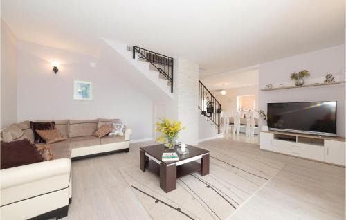Lecevica House | Awesome Home In Radosic