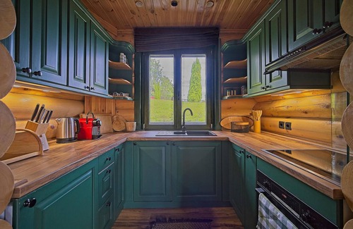 Ravna Gora House | Awesome home in Ravna Gora with sauna