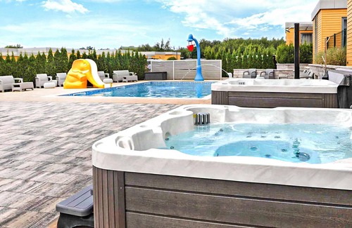 Rewal House | Awesome home in Rewal with WiFi