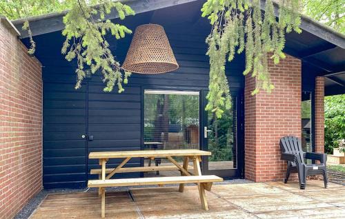 Rheezerveen House | Awesome Home In Rheezerveen With Sauna