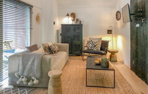 Rheezerveen House | Awesome Home In Rheezerveen With Sauna