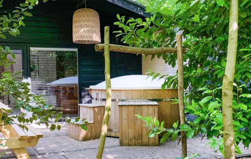 Rheezerveen House | Awesome Home In Rheezerveen With Sauna