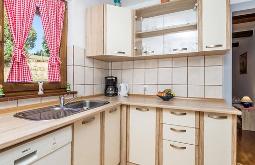 Ribnik House | Awesome home in Ribnik