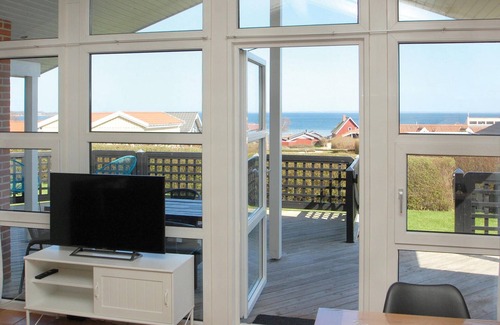 Grønninghoved Strand House | Awesome home in Sjølund with sauna