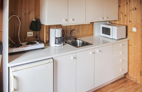 Spangereid House | Awesome home in Spangereid with kitchen