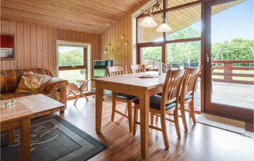 Skaven Strand House | Awesome Home In Tarm With Sauna