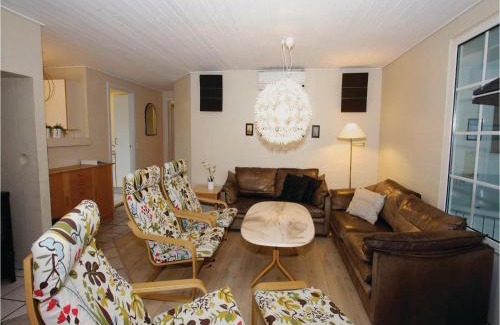 Nørre Fjand House | Awesome Home In Ulfborg With Kitchen