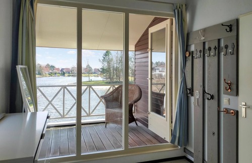 Vlagtwedde House | Awesome home in Vlagtwedde