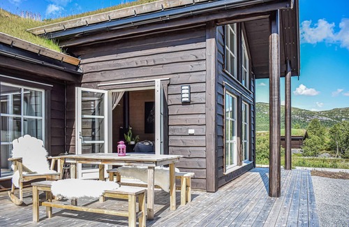 Maurset House | Awesome home in Vøringsfoss with WiFi