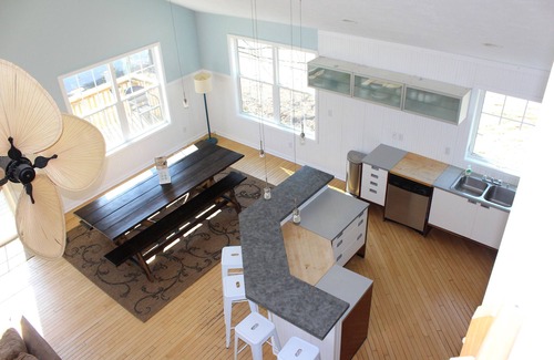 Silver Lake House | AWESOME HOME & LOCATION - GREAT FOR GROUPS OF ALL SIZES - NEW PHOTOS COMING!