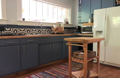 Sylva House | Awesome House in Downtown Sylva!