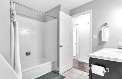 Lakeview House | Awesome house near BYU with lots of amenities