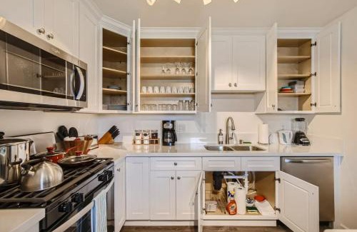 North Valley House | Awesome Oceanside 6BR - 15 Min To Beach