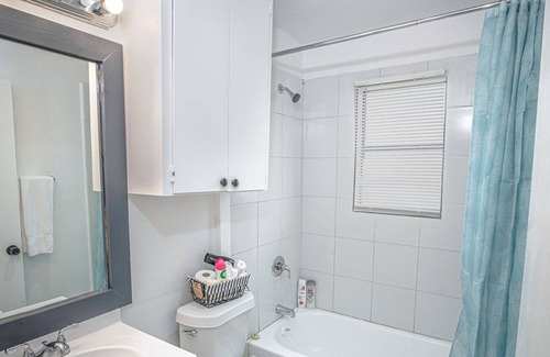Midtown Apartment | Awesome Place 2BR/2BA Near Downtown and Riverwalk