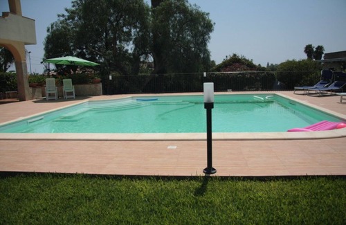 Fontane Bianche Villa | Awsome Villa : Large Private Pool - Free Wifi & Bikes