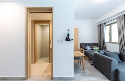 Ruessei Kaev Apartment | Axis Residence by Caerus Management