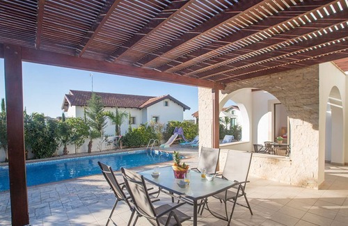 Ayia Thekla Villa | Ayia Napa Kymma Villa KY22 - a villa that sleeps 6 guests in 3 bedrooms