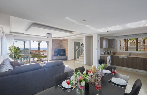 Ayia Thekla Villa | Ayia Napa Sunrise Villa SV9 - a villa that sleeps 6 guests in 3 bedrooms