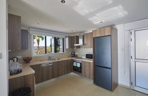 Ayia Thekla Villa | Ayia Napa Sunrise Villa SV9 - a villa that sleeps 6 guests in 3 bedrooms