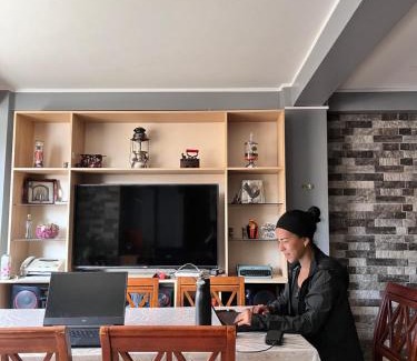 Huaraz House | Ayllu