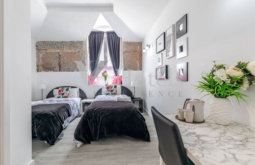 Jeronimos House | AYZ Juan de Mena - Auto check-in property