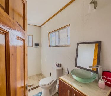 Vieux Fort Quarter Apartment | Azahyah Lumiere Suite - 12min from UVF Airport