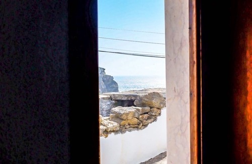 Azenhas do Mar Cottage | Azenhas Beach Room - Azehas do Mar