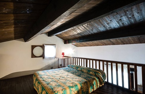 Santa Severina House | Azienda Agrituristica Le Puzelle