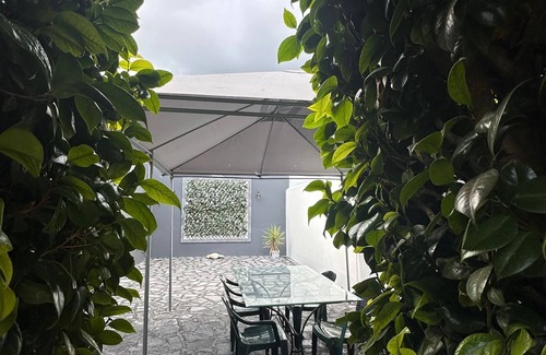 Ponta Delgada Cabin | Azor International Hostel - Q3