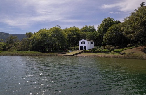 Sete Cidades Cottage | Azores Best at Casa dos Barcos