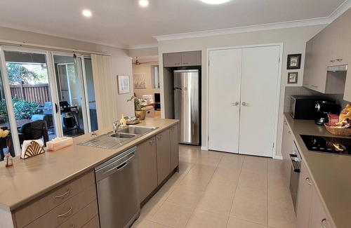 Redland Bay House | Azure - A Magnificent Home by the Bay