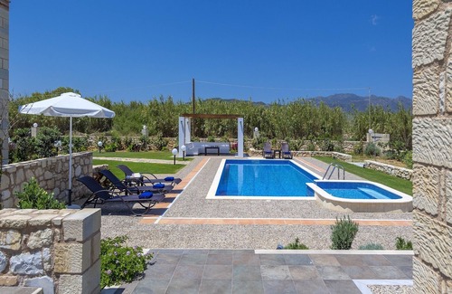 Rapaniana Villa | Azure villa - Three Bedroom Villa, Sleeps 7
