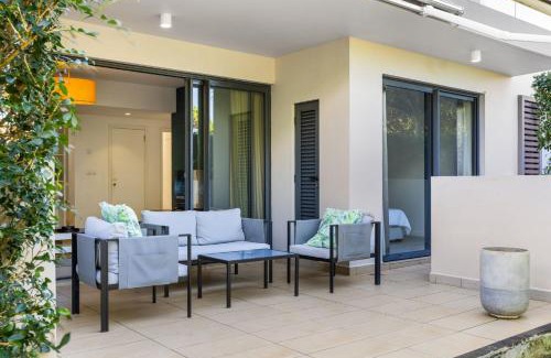 Roches Noires Apartment | Azuri Soliflore 13 by Host Agents