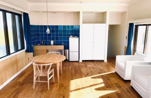Ueno House | Azzurra