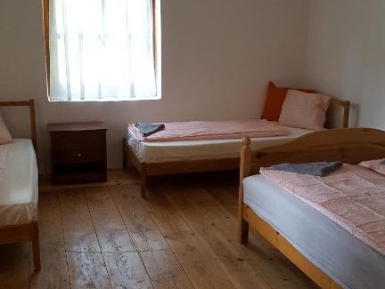 Bank Apartment | Bánki Tó Vendégház