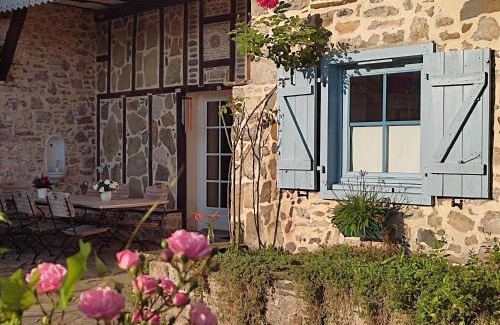 Oloron-Sainte-Marie Bed & Breakfast | B&B Amphitryon