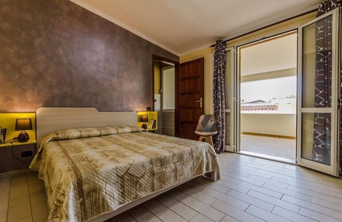 Loceri Bed & Breakfast | B&B AniMo Doppia con Terrazza