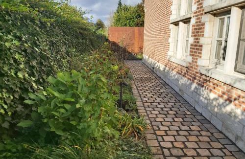 Maasmechelen Bed & Breakfast | B&B Asmara