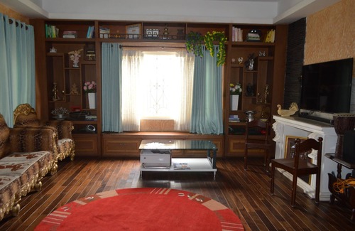 Kathmandu Bed & Breakfast | B&B at Cozy Home In Banasthali