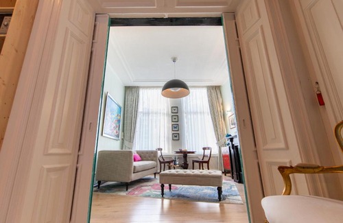 Canal Ring Bed & Breakfast | B&B Blossom